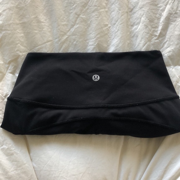 Lululemon In Movement Everlux 25” Tight in BLACK - Picture 3 of 5